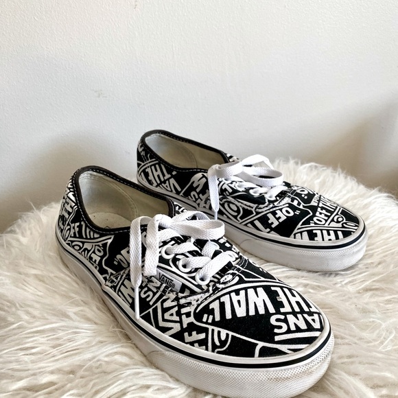 Vans Off The Wall Sneakers, Black White Words Script, Size 7.5 Women’s - Picture 6 of 8